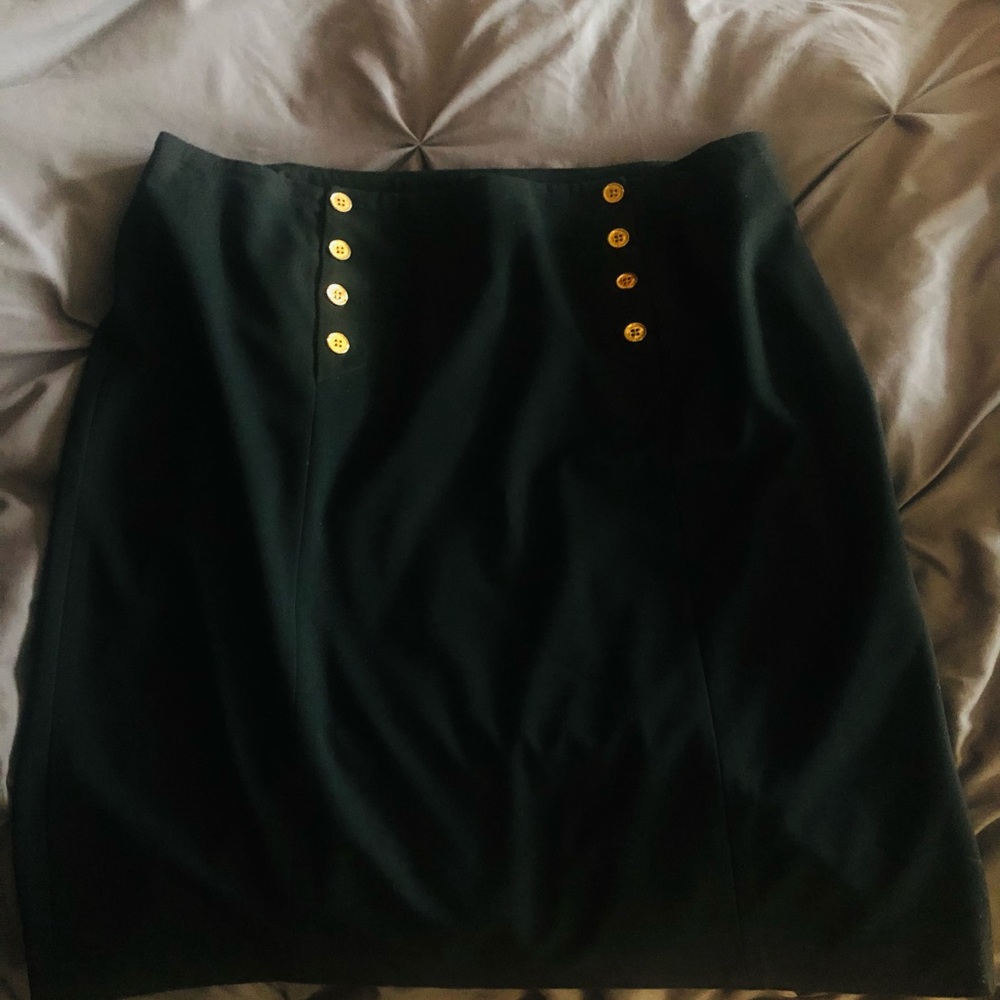 Size 18 Black skirt. Ralph Lauren. Lined. Gold buttons. 2 kick pleats in back.